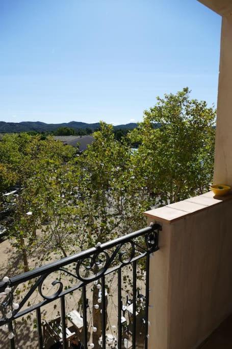 Appartement Clim & Piscine Sur Golf Pont-Royal Exterior photo