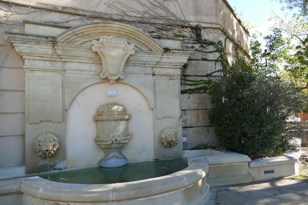 Appartement Clim & Piscine Sur Golf Pont-Royal Exterior photo